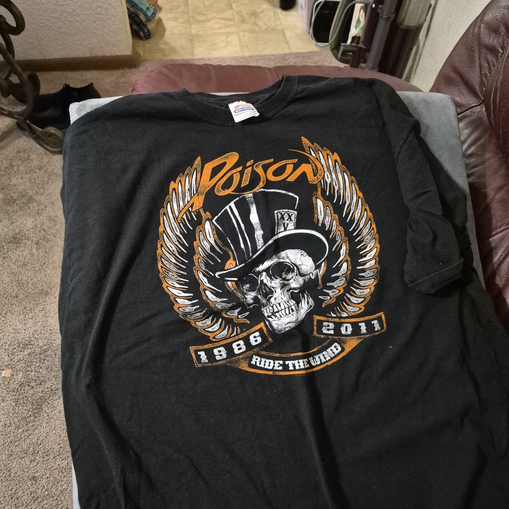 Poison Black Graphic T-Shirt